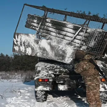Власників 17 000 квартир та будинків в «лнр» шантажуватимуть «націоналізацією», у місці громадського харчування в Сіверськодонецьку на 50 % підвищили вартість користування «забороненим» інтернетом, противник здійснив вісім мінометних обстрілів на Луганщині