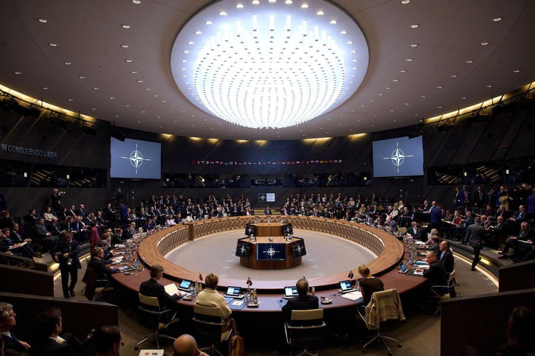 Зала засідань міністрів закордонних справ країн НАТО 3 грудня 2025 року