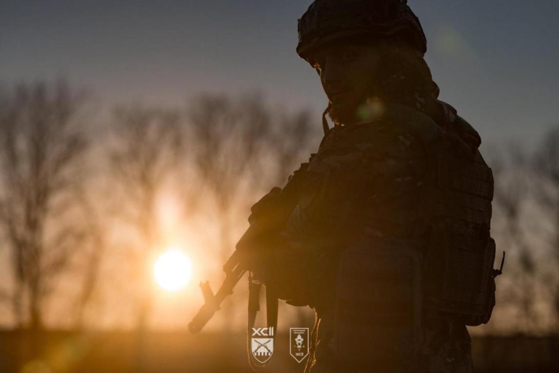 Аварія на тому самому трубопроводі – без води знов залишилися близько 200 тисяч жителів «лнр», у Лисичанську будівельники кинули напіврозібраний будинок – за паперами його відремонтували минулоріч, 30 безпілотниками вдарили росіяни на Луганщині