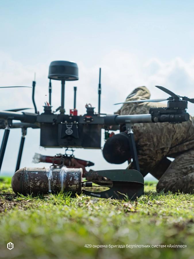 Замало бажаючих – в «лнр» на два тижні подовжили реєстрацію учасників попереднього голосування до держдуми рф, у Довжанську та Алчевську – сміттєвий колапс, на Луганщині загарбники 13 разів обстрілювали з артилерії