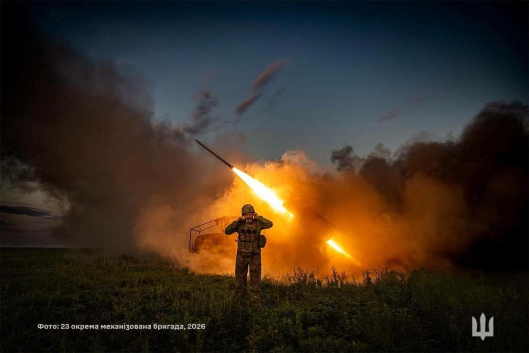 The Russians are making pilots out of young people from the Luhansk center "Voin", residents of the far north are offered money to move to the "LPR" - six agreed, the invaders attacked towards Novoyehorivka