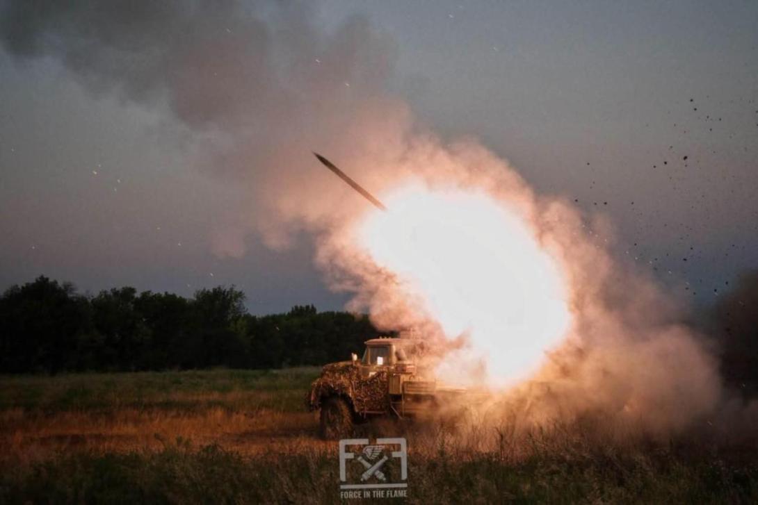 Не обіцяють навіть заради виборів - мобільний зв'язок у Сіверськодонецьку окупанти не увімкнуть, у школах "лнр" скорочують години вивчення іноземної мови на користь духовно-моральної культури рф, із мінометів та артилерії вели росіяни обстріл на Луганщині