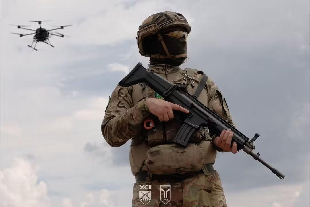Низький відсоток оформлення - в "лнр" подовжили "гаражну амністію" до 2028 року, черги не зменшуються - лікарі з калмикії в Антрациті провели лише місячну методичну роботу з колегами, ворог намагався просунутися біля Новоєгорівки